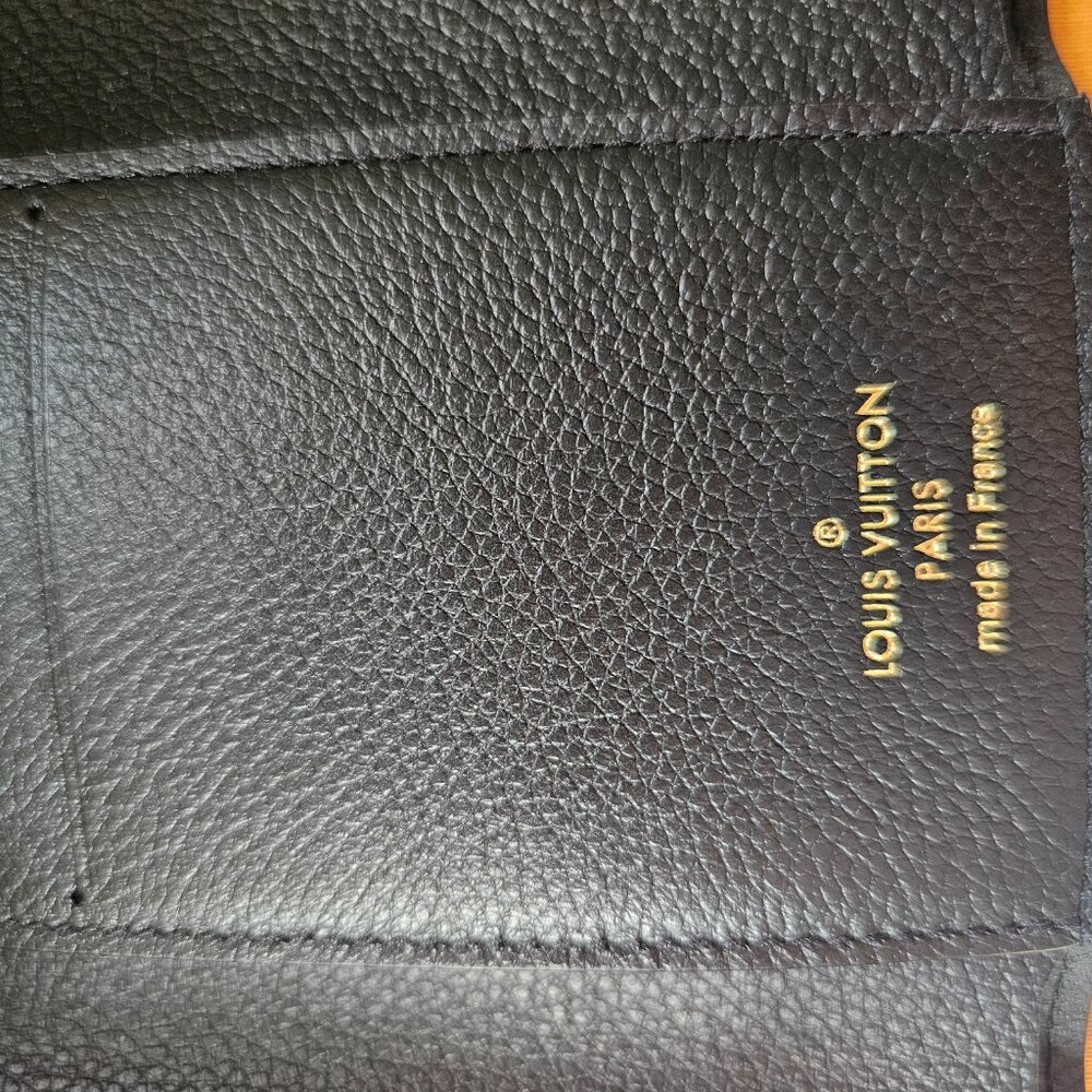 Louis Vuitton Victorine Wallet - Picture 4 of 9